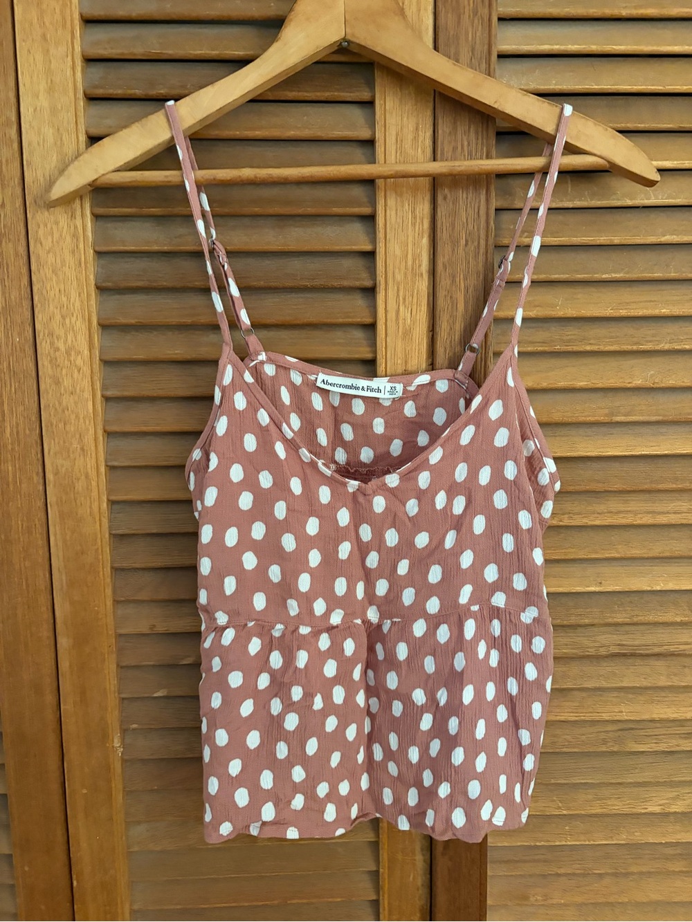 Abercrombie & Fitch Rust Pink Polka Dot Camisole Sz Xs dainty